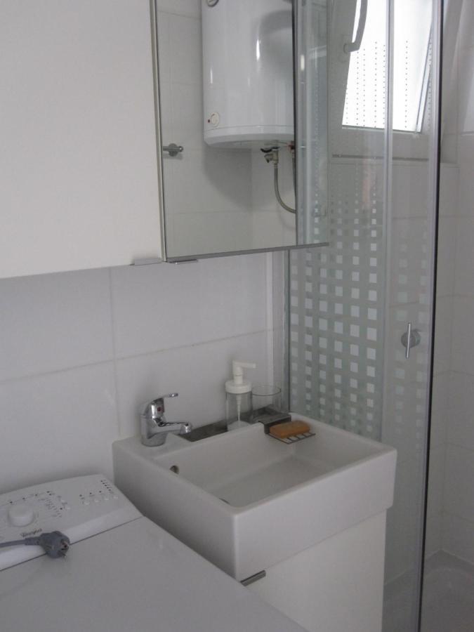 Apartman Zaglav Apartamento Martinšćica Exterior foto