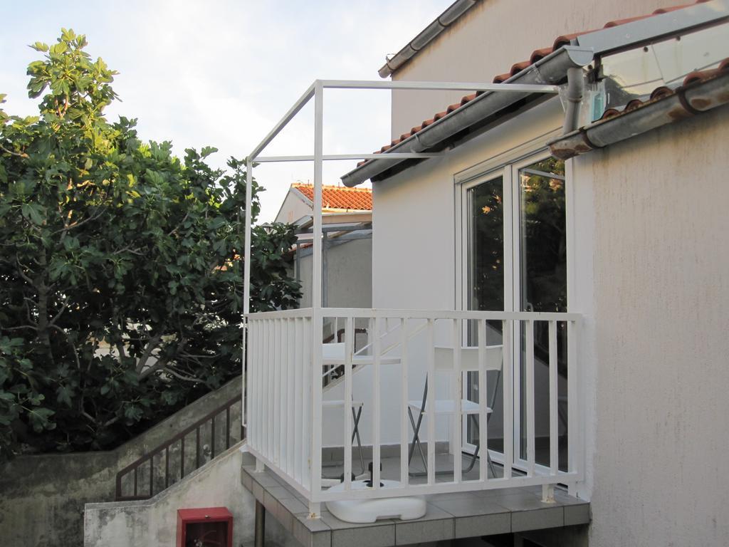 Apartman Zaglav Apartamento Martinšćica Exterior foto