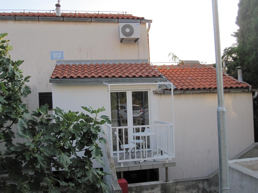 Apartman Zaglav Apartamento Martinšćica Exterior foto