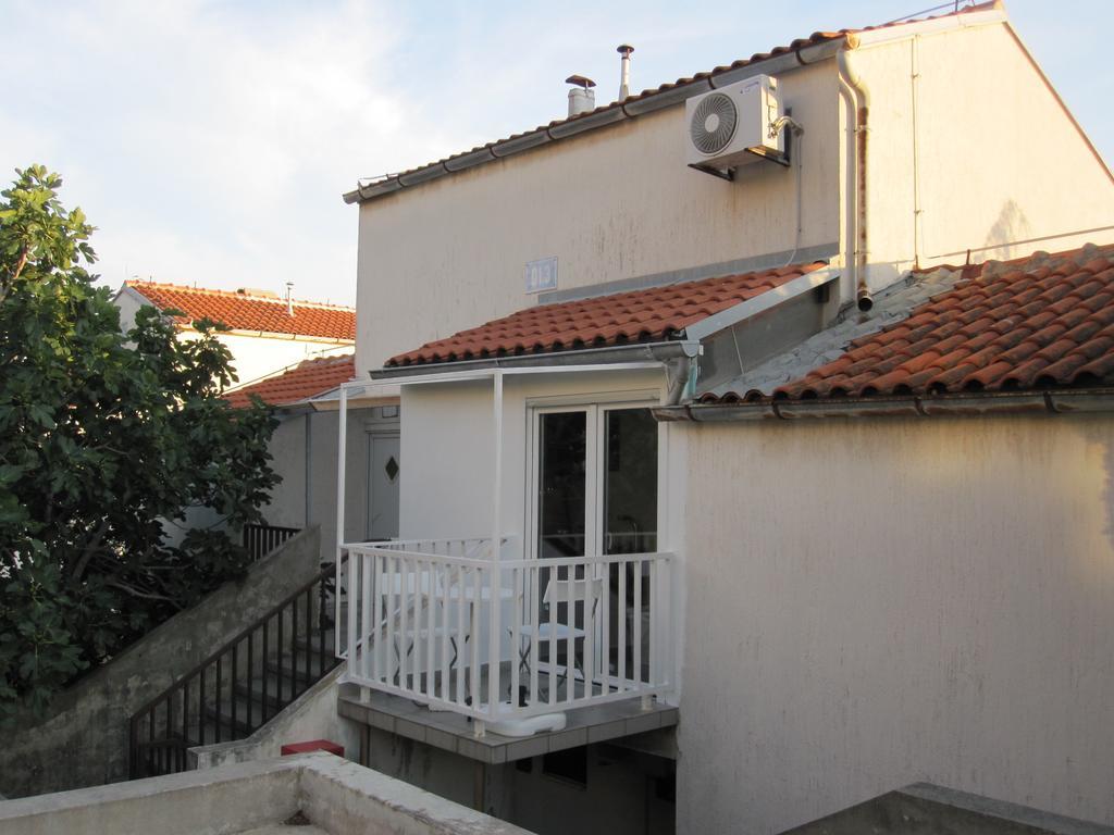 Apartman Zaglav Apartamento Martinšćica Exterior foto